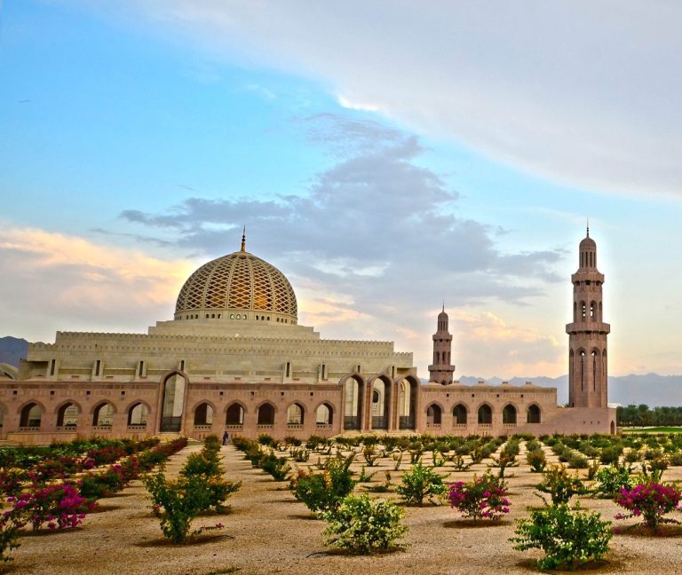 Oman’s Tourism Boom Fueled by Visa-Free Entry for 103 Countries