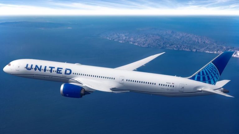 United Airlines Seeks Approval for Houston to Tokyo Nonstop Route